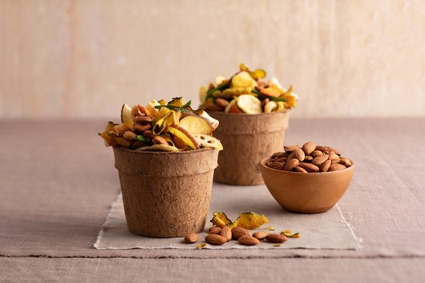 Almonds in basket_400x267