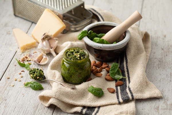 almond basil pesto